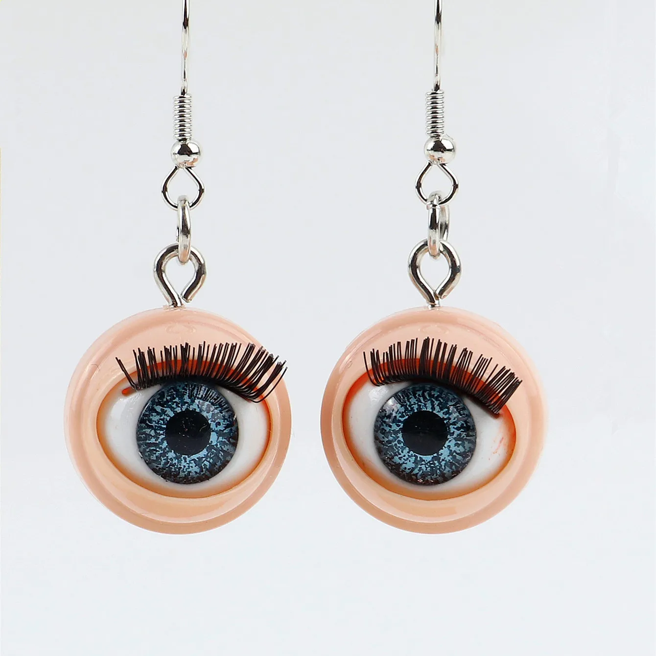 Awful Creepy Doll Movable Eyeball Eyelash Acrylic Drop Earrings for Women Scary Blinking Action Dangle Earring New Jewelry