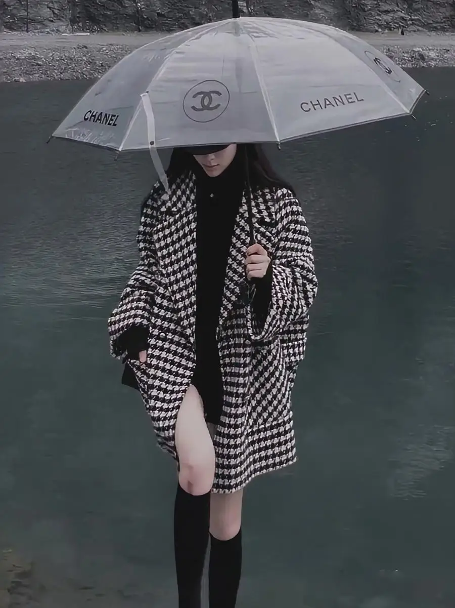 

Весеннее женское шерстяное пальто 2026 года, новинка, высококачественное, маленького размера, из твидовой ткани, в корейском стиле, с длинными рукавами