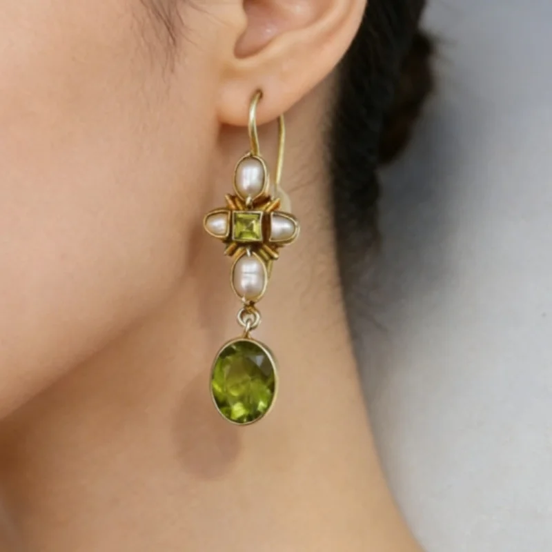 Elegant Vintage Inlaid Green Synthetic Zirconia Imitation Pearls Dangle Earrings for Women\'s Fashion Banquet Jewelry Accessories