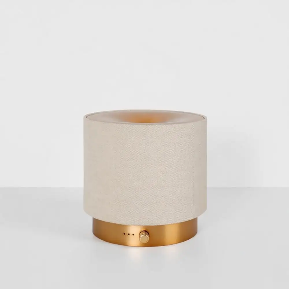 

Аромадиффузор - диффузор для эфирных масел с мягким ночным светом, идеально подходит для дома, офиса и зоны для занятий йогой.