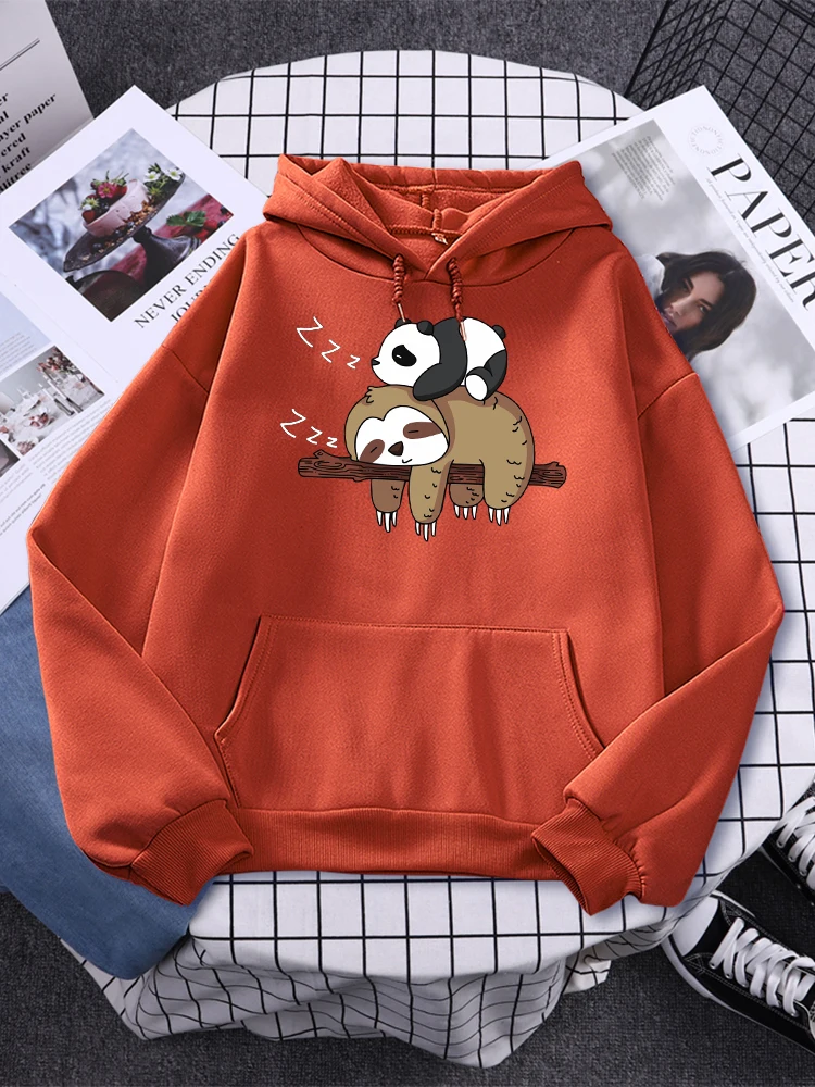 Panda Lying On A Sloth Prints Women Sweatshirt Autumn Fleece Warm Hooded Casual Fashion Hoodies All-Match Unisex Sportswear