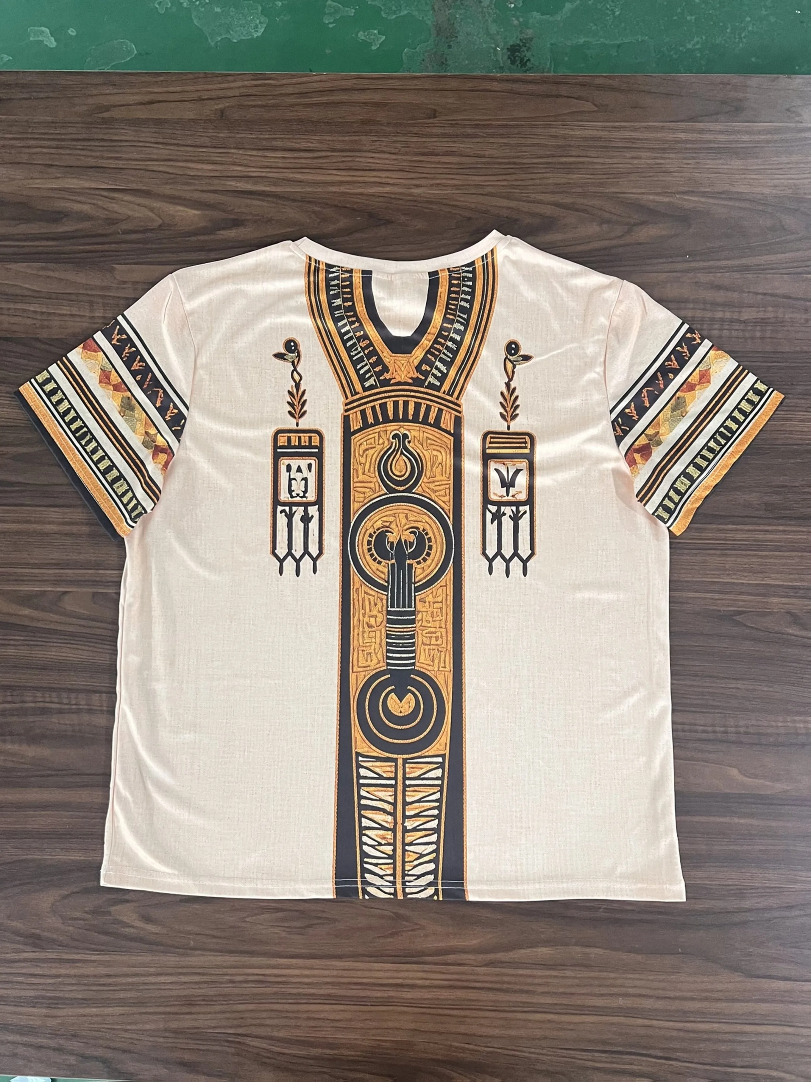 Herren-T-Shirt mit altem ägyptischem Totem-Volldruck, Pharaonen-Ethno-Retro-Oberteil mit Leinenstruktur und Rundhalsausschnitt – Detail 4