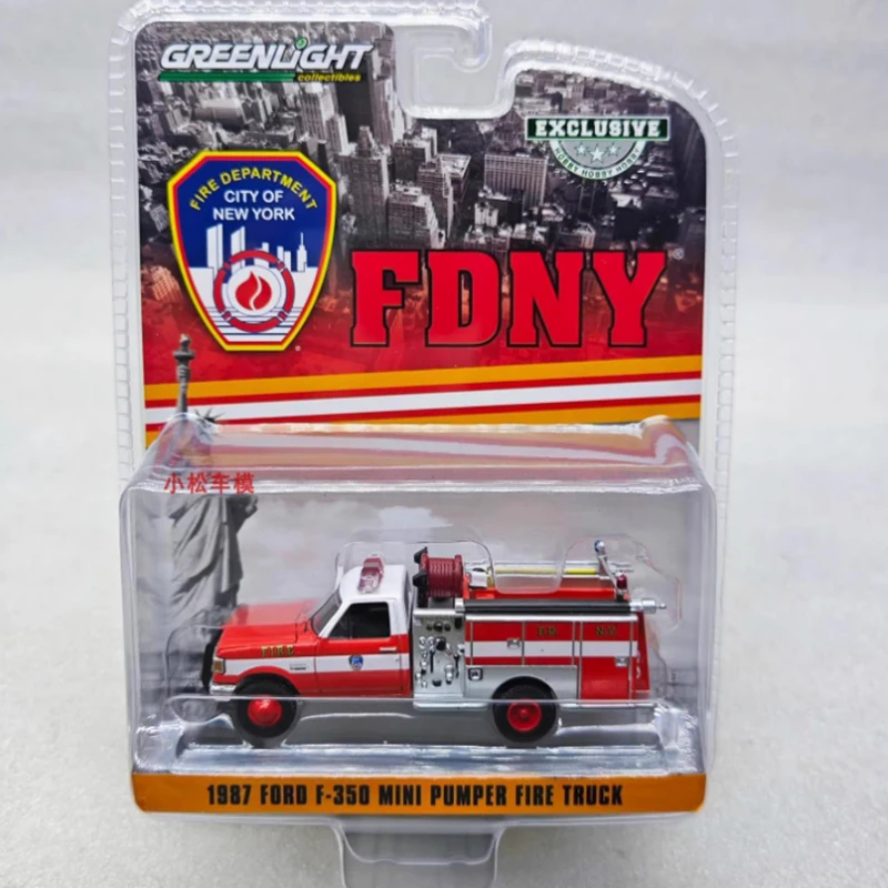 GreenLight Diecast 1:64 1987 Ford F-350 مضخة صغيرة شاحنة مطافئ سبيكة سيارة نموذج كلاسيكي الكبار هدية تذكارية عرض ثابت