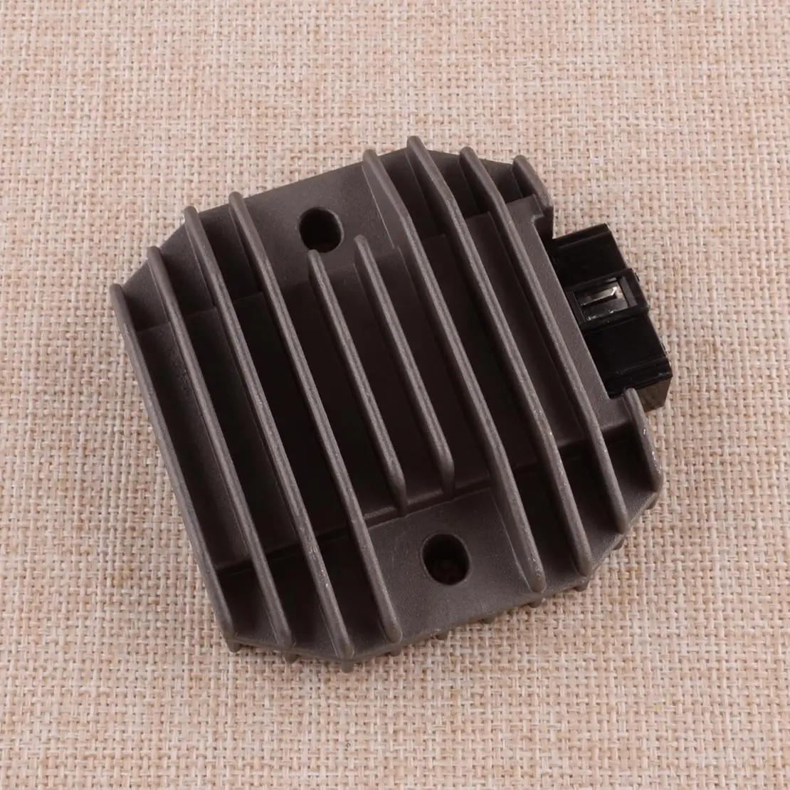 Voltage Rectifier Regulator With Plug Motorcycle Fit For Kawasaki KAF300 KEF300 KLF300 KLR650 KLX250 Ninja ZR750 VN750 VN1500