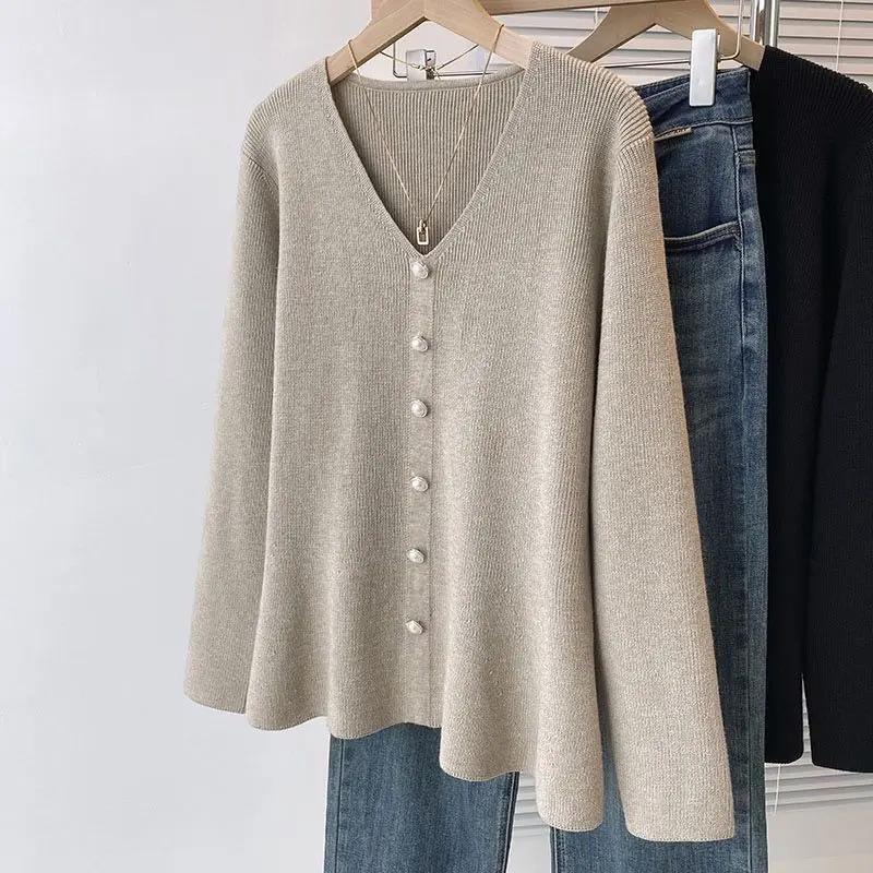 

French Elegant Autumn Winter Sweater V-Neck Knit Cardigan Pearl Button Bell Sleeve Coat Light Grey Versatile Top