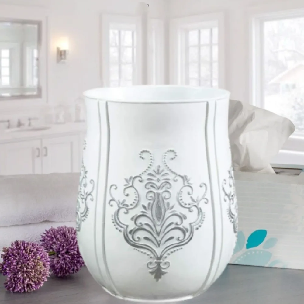 Weißer kleiner Badezimmer-Mülleimer im Vintage-Stil, 1,58 Gallonen/6 l, Abfallkorb – langlebiger Mülleimer für platzsparende Badezimmeraufbewahrung