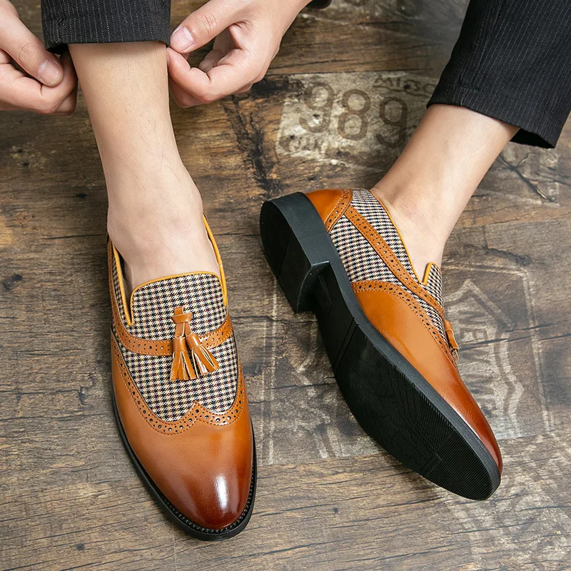 2026 Formal Shoes Men Tassel Loafers Classic Shoes Men Brogues Men Office Shoes Italian Brand Designer Shoes Men Sapato Social