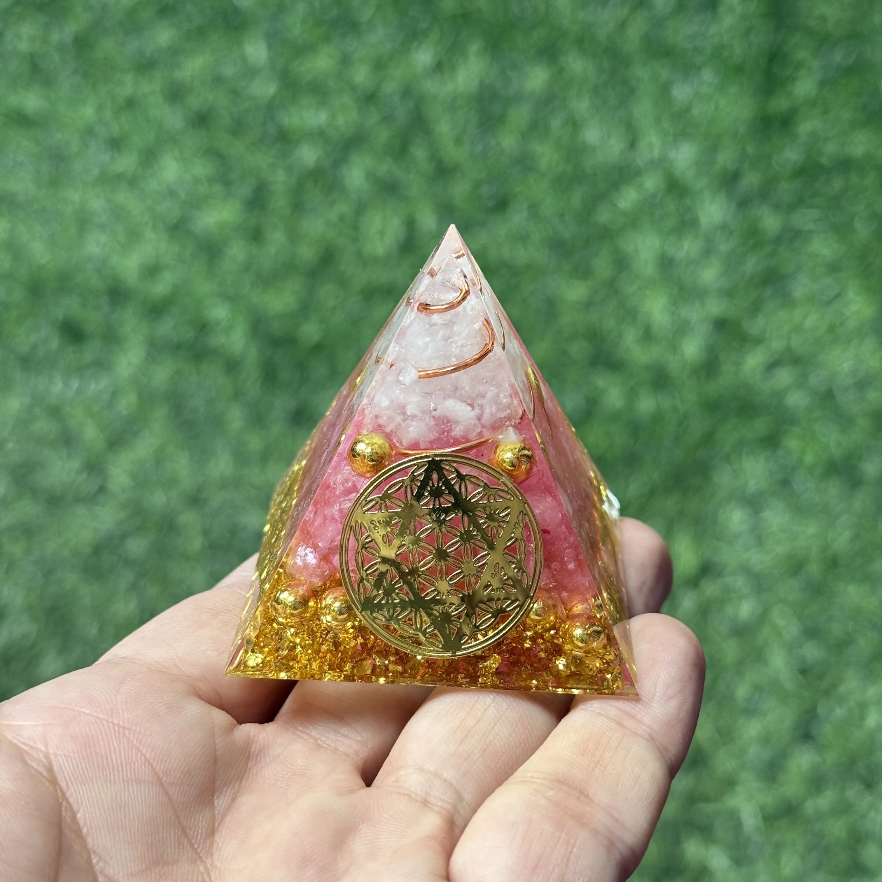 1Pc Orgone Pyramid,…