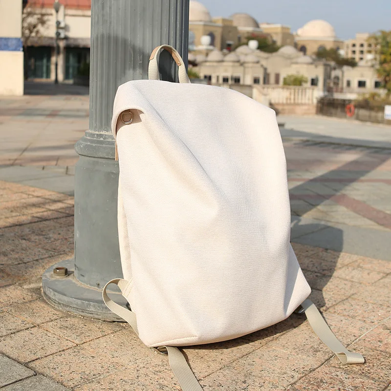 

Compact and Airy Dual-Shoulder Bag for Commuting and Traveling, Water-Resistant and Suitable for Casual Use, Computer Bag