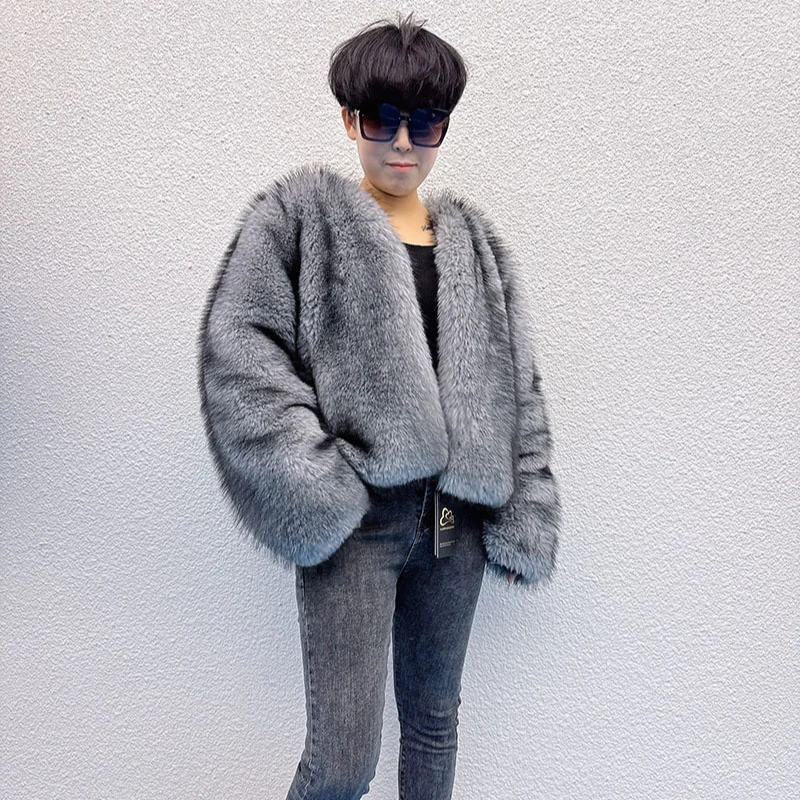 Giacca in pelliccia sintetica con scollo a V Giacca in pelliccia corta grigia con volpe sintetica graduale allentata Soffici cappotti invernali in peluche da donna di lusso caldi e spessi casual