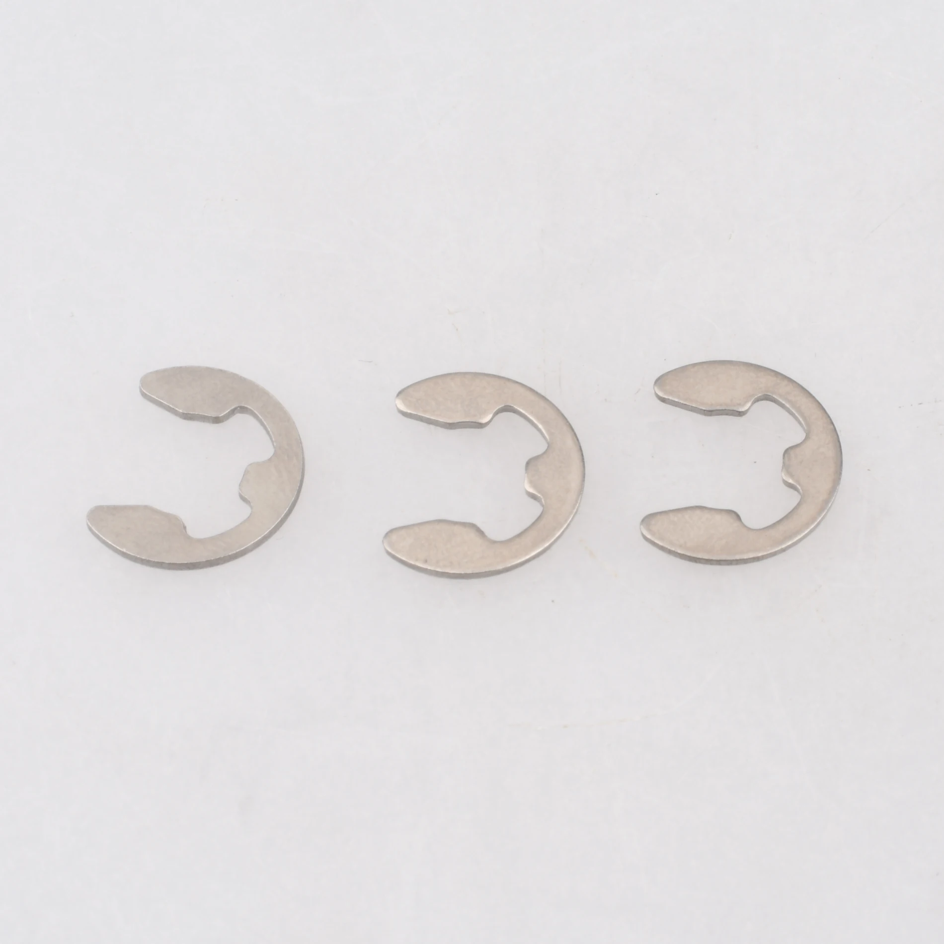 63V-15744-00 63V-15744 Pierścień osadczy do silnika łodzi YAMAHA 2T 9.9-40KM lub 4T F6-F40 63V-15744-00-00 Zamiennik części