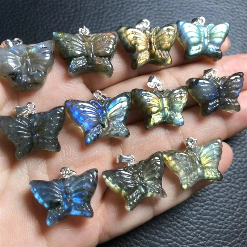 

Natural Labradorite Butterfly Pendant Crystal Carving Polishing Mature Charm Jewelry Birthday Present 18.5MM