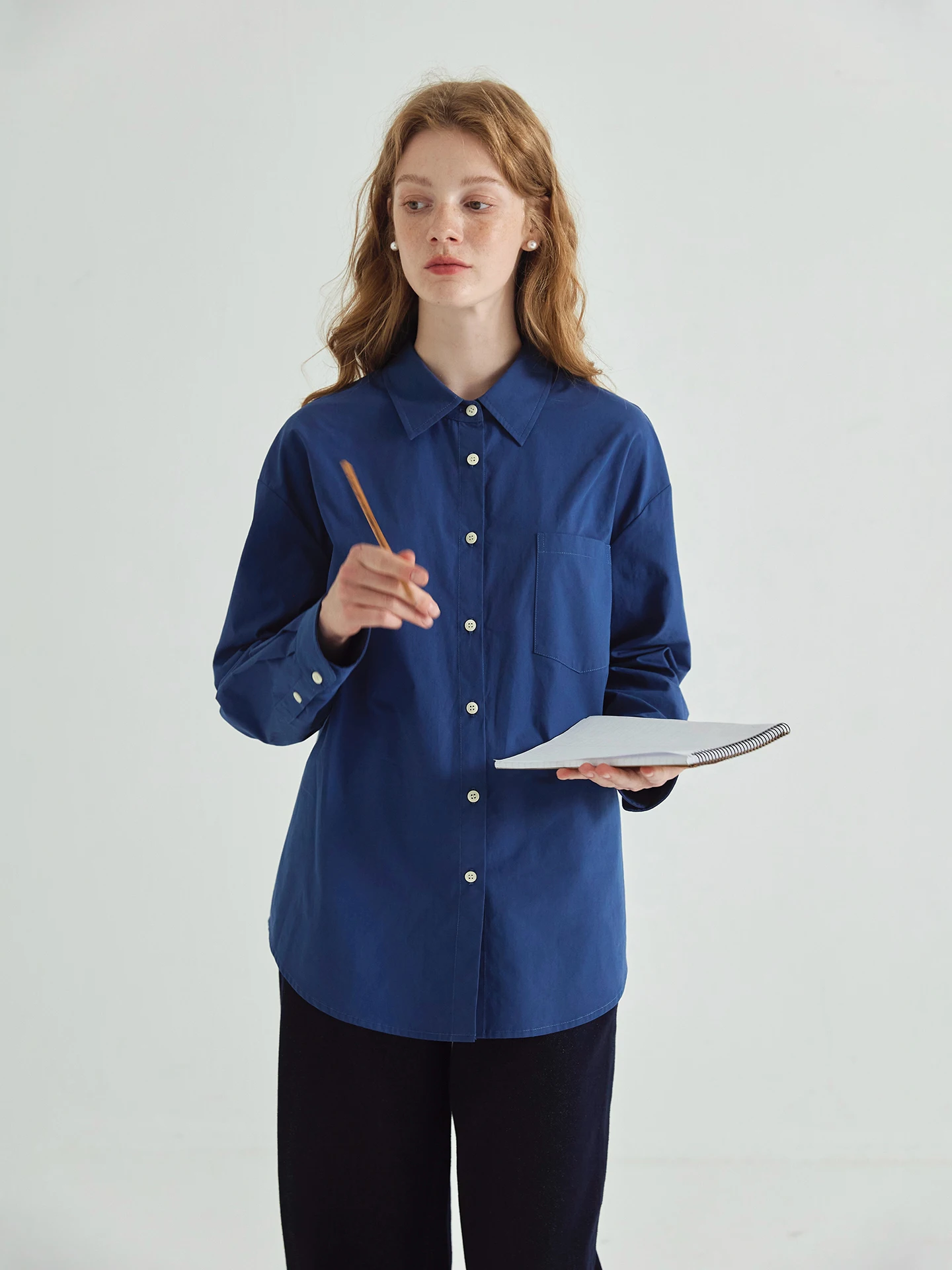 

Willbewell Classic Casual Blue Cotton Long Sve irt Artistic Sle Wear Resistant Loose Fit Women's Daily Wear Pure Color