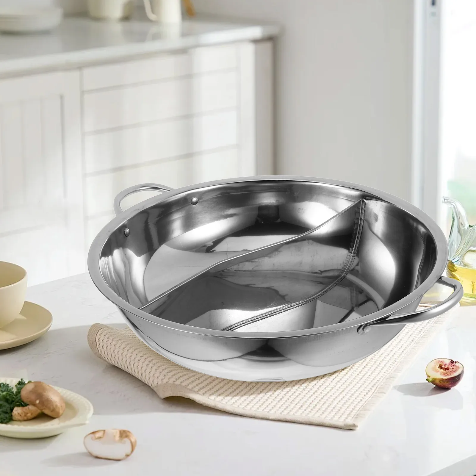 

Stainless Steel M Duck Pot Multifunctional Hot Divided Cooker Soup Stovetop Kitchen Barware Stainless Pan