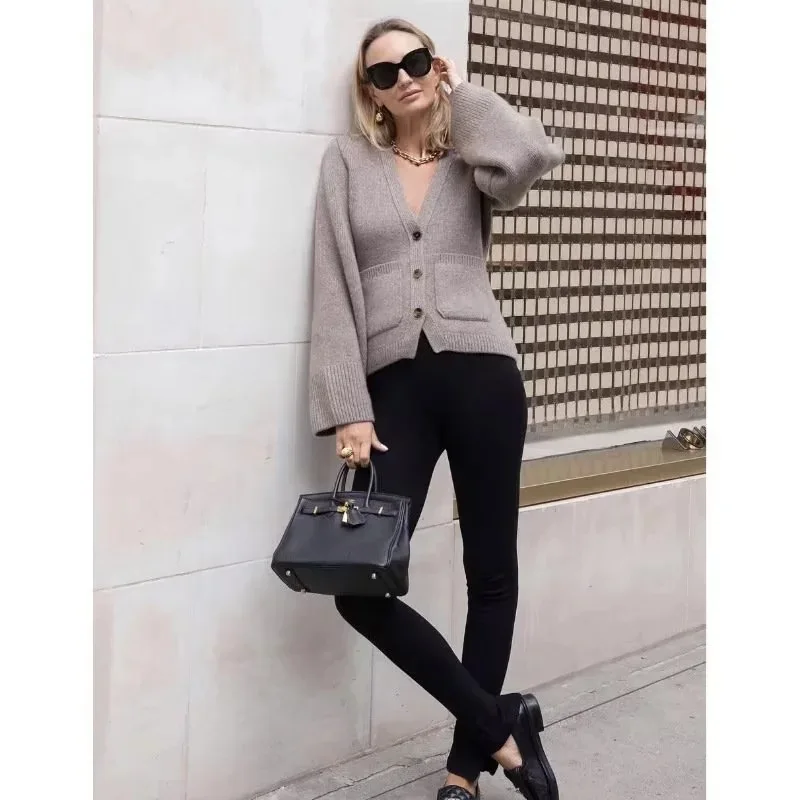 Women's Hot Selling Double Pocket Long Sleeved Cardigan Sweater