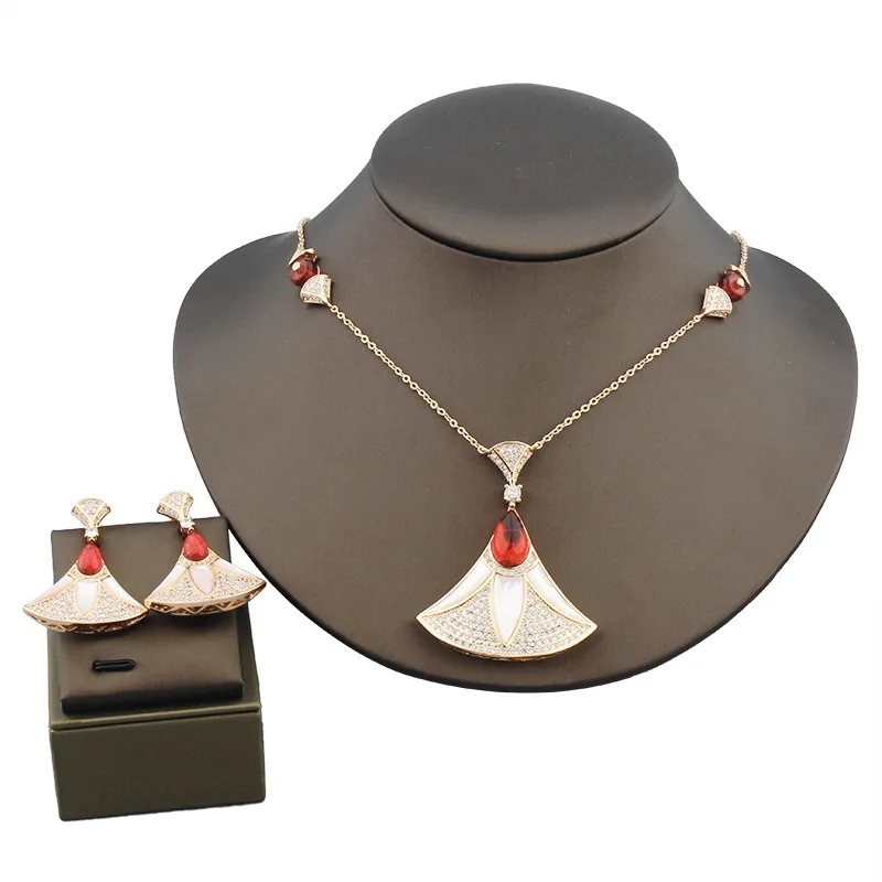 Designer Fashion Style Necklace Earrings Women Lady Inlay Cubic Zircon Synthetic Carnelian Fan-shaped Pendant Jewelrt Sets