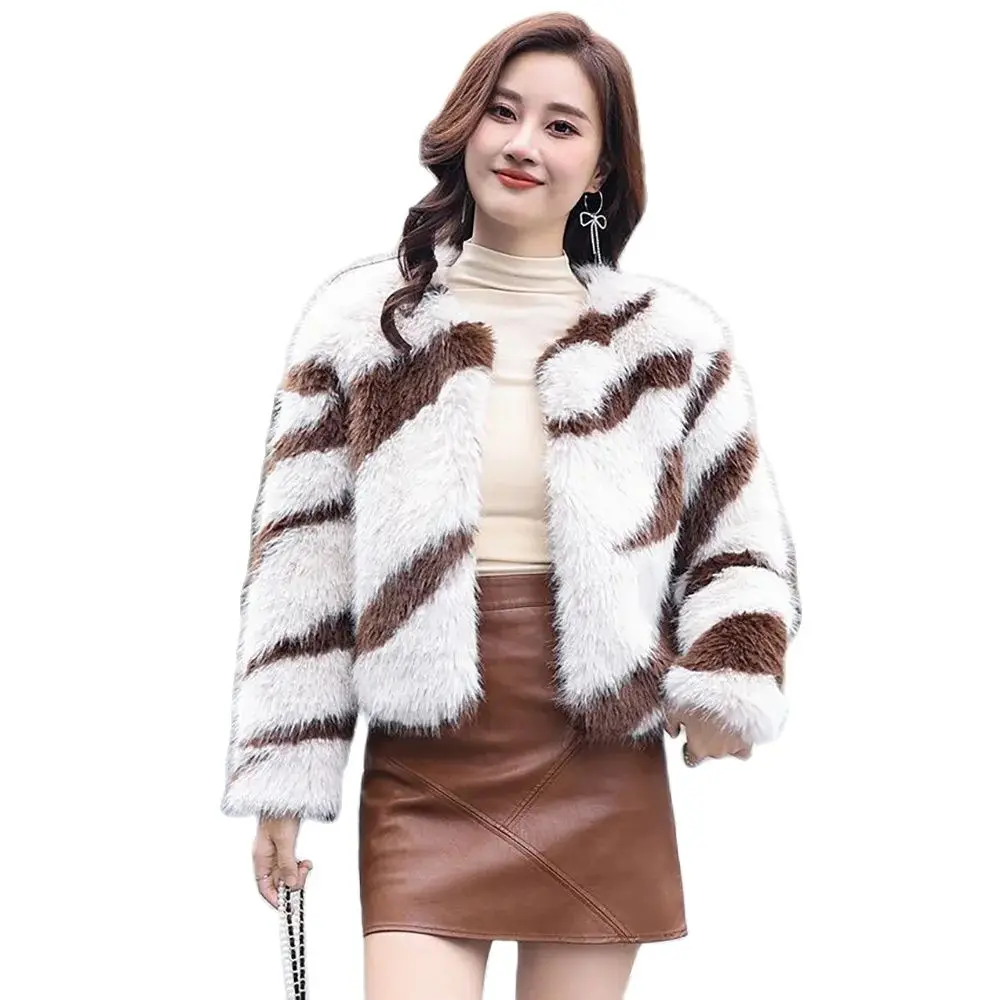 

Zebra Fur Coat Explosion In Autumn And Winter Of 2024 Imitation Fox Mao Mao Fur Coat High-level Temperament Women's FashionMoist