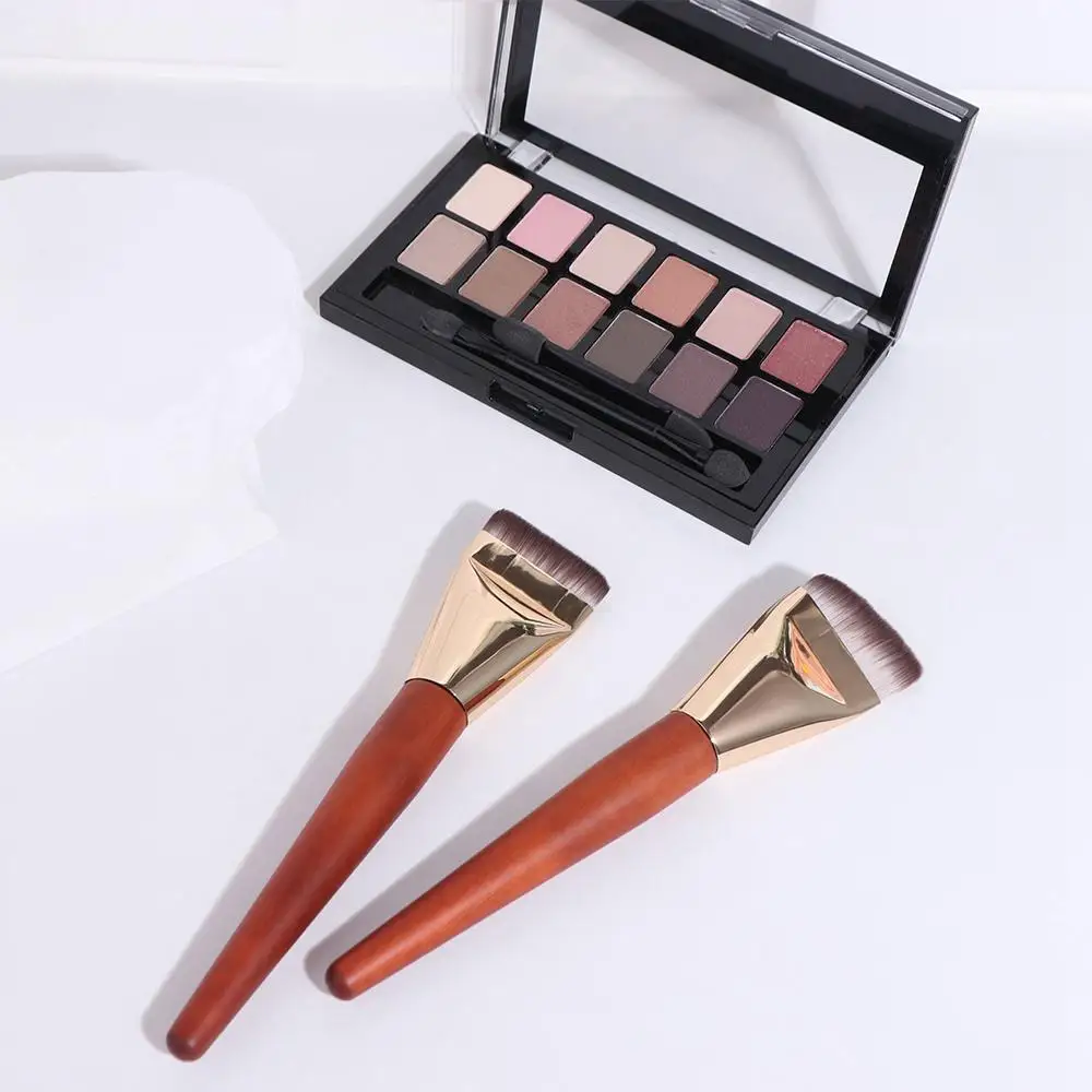 Portable Ultra Thin Foundation Brush Soft Smooth Flat Contour Brush Lightweight Bevel Design Makeup Brushes Girl