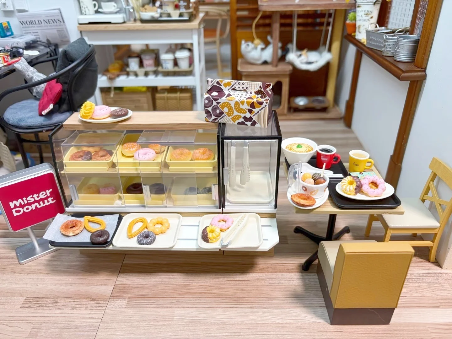 ของสะสม Re-Ment Mister Donuts รุ่น Maarui Shiawase กล่องสุ่ม ของตกแต่งจิ๋ว ฉากจำลองขนมหวานญี่ปุ่น ของขวัญ