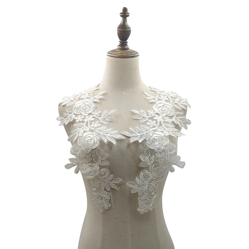 Elegant เย็บปักถักร้อยผ้า Applique สีขาวดอกไม้ลูกไม้ Organza ฐานผ้าผู้หญิงเสื้อผ้าอุปกรณ์เสริม