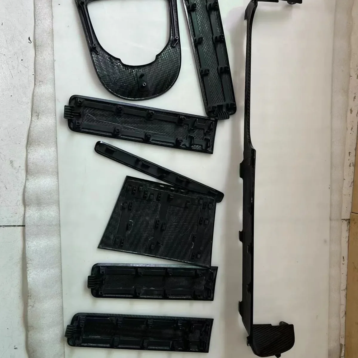 

19-20 лет нового Mercedes-Benz, большой интерьер из углеродного волокна класса G G500, модифицированные детали интерьера из углеродного волокна G63