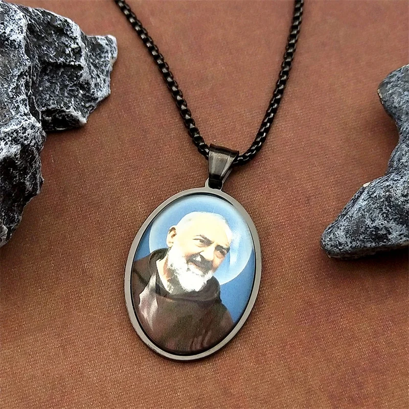 الكاثوليكية بادري بيو سانت الأب ميدالية قلادة قلادة للنساء الرجال الفولاذ المقاوم للصدأ الذهب اللون الدينية تميمة مجوهرات هدية #3