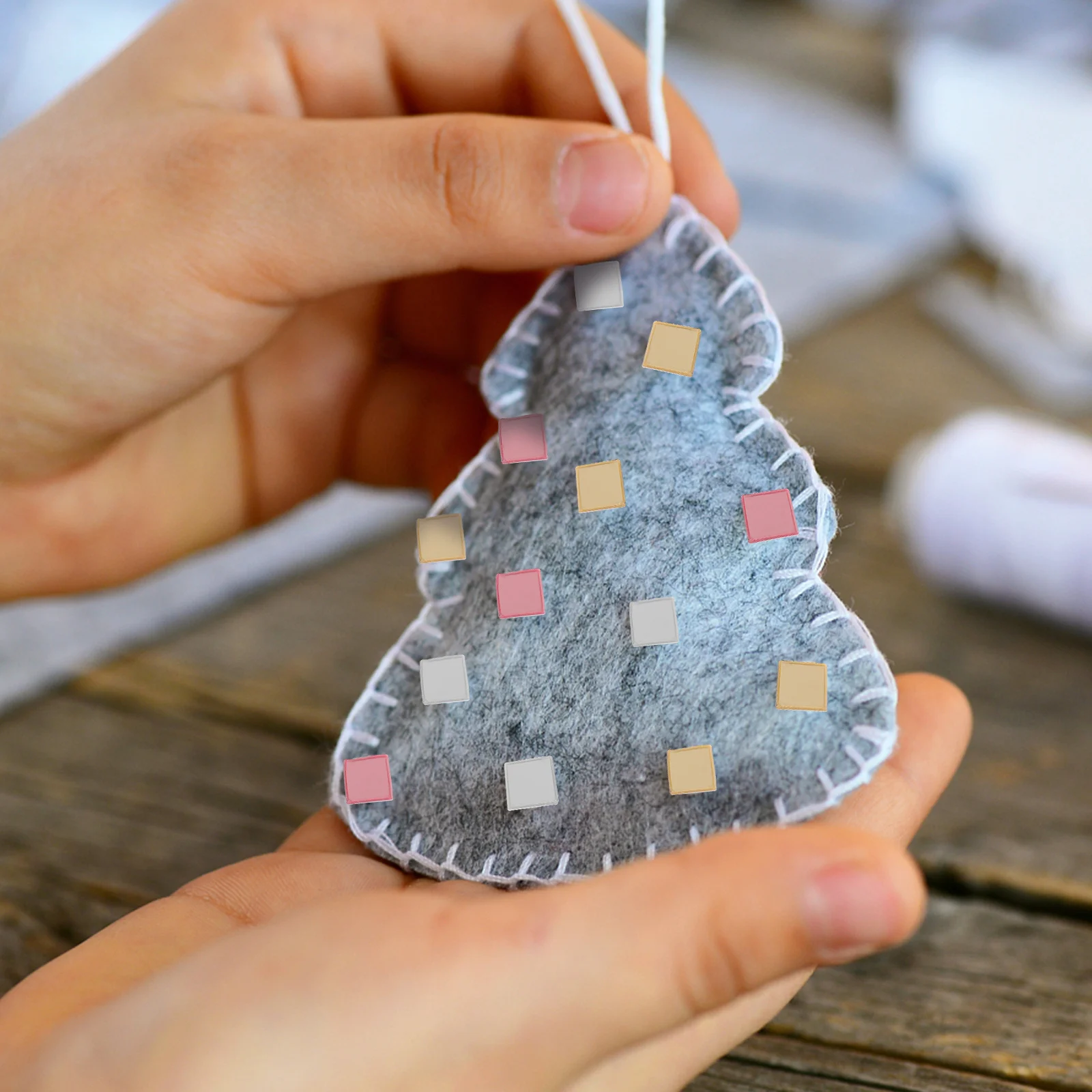 

2Pcs Reflective Mirror Tiles Stickers Acrylic Mosaic Wall Decals for DIY Craft Decoration Scrapbooking Home Interior Design