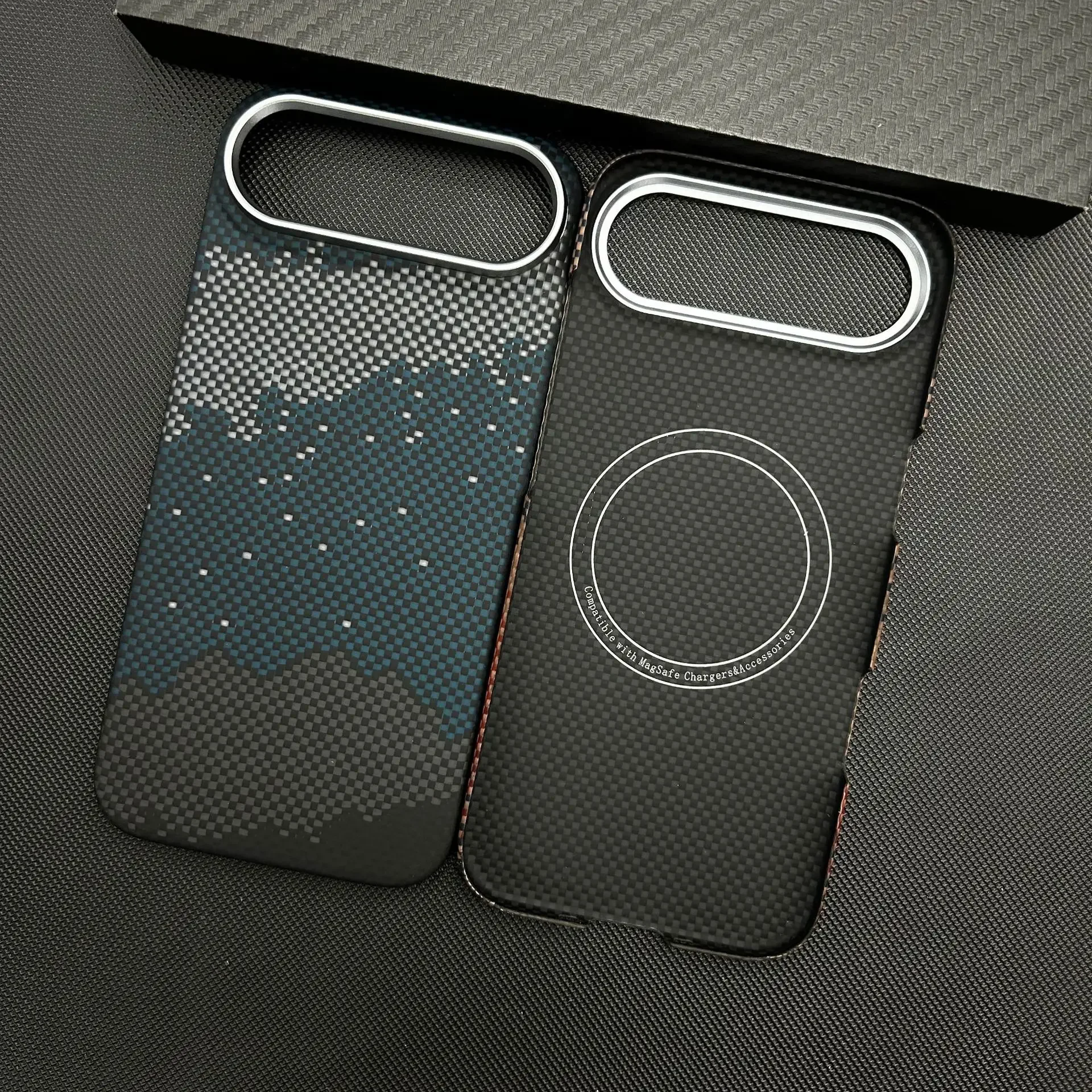 

Для iPhone 17 Pro Max/17/17 Air/17 Магнитный чехол MagSafe с металлическим каркасом, арамидный легкий чехол из волокна