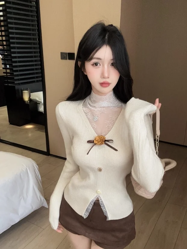 

Unique Beautiful Lace Base Layer Knitted Top Women's Winter Faion f High Collar Fake Two-Piece Warm Soft Long Sve Swe...