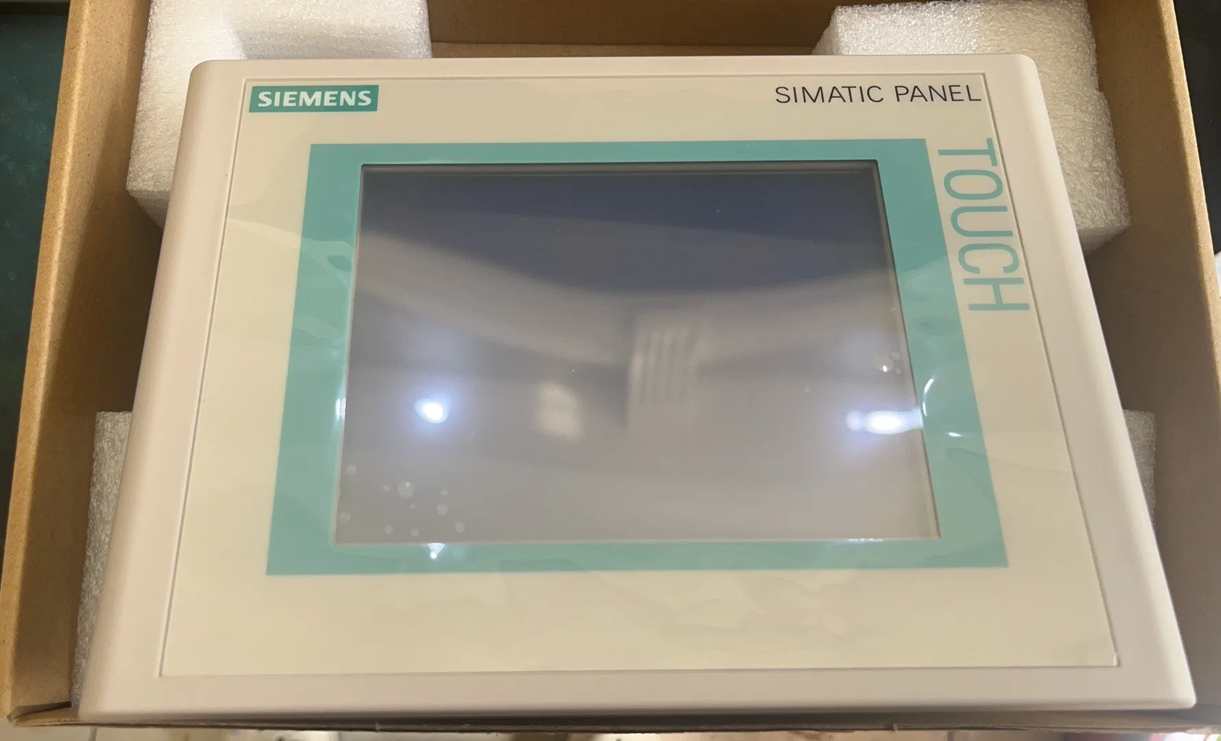 

6AV6642-0BC01-1AX1 SIMATIC TP 177B 6" DP blue mode STN display 6AV6642 0BC01 1AX1Functional testing is fine