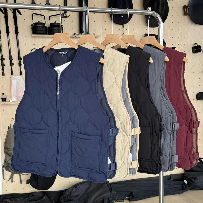 

2025 New Arrival Autumn Winter Plaid Quilted Vest Outdoor Casual Unisex Warm Cotton Padded Vest for Men Women