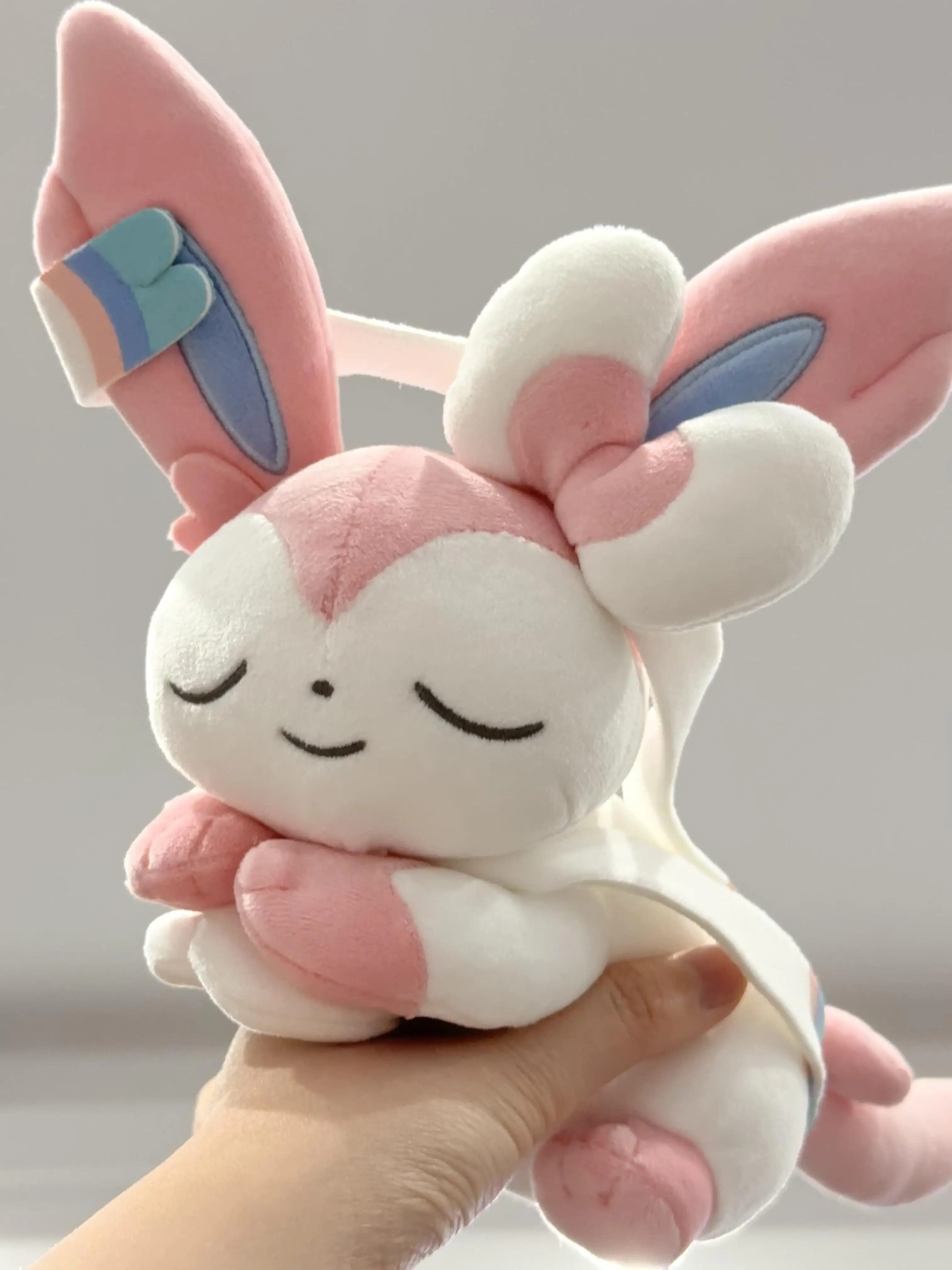 Carino Sylveon Peluche bambola Pokemon Pikachu Sleeping Series Glaceon Leafeon Gengar Peluche Charizard Sprigatito Piplup bambola di pezza