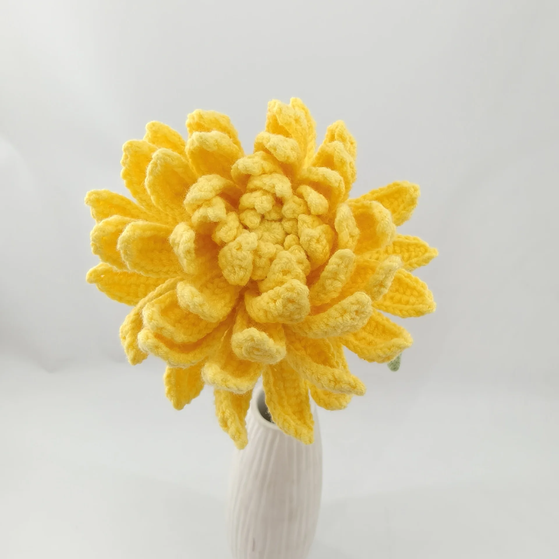 Kreative Gehäkelte Dahlia Pinnata Blumenzweige Lieblicher Handgefertigter Blumenstrauß Kreative Künstliche Pflanzen Raumdekoration Geschenk – Detail 6