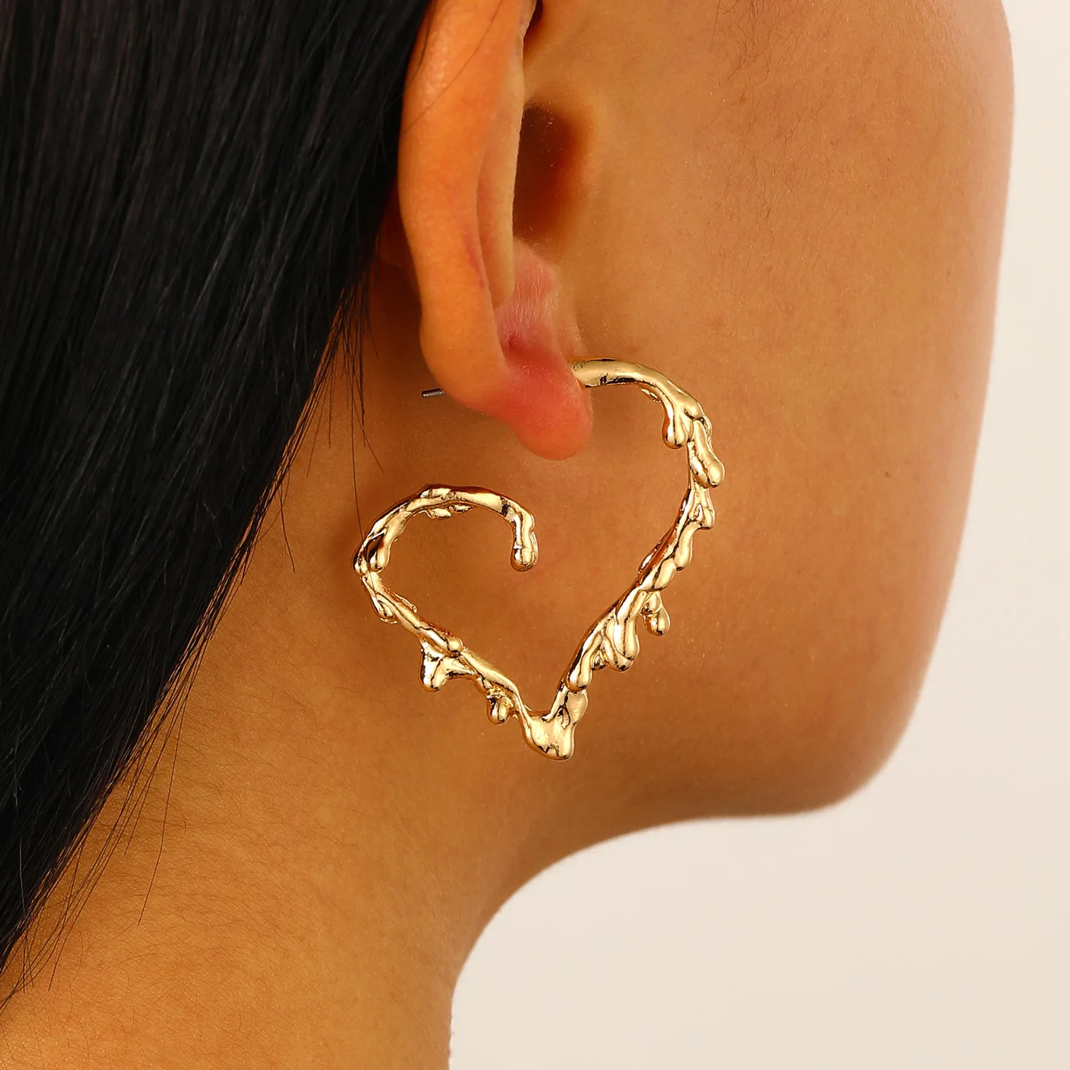 Fashion Liquid Lava Heart Earrings For Women Metal Earing Jewelry 2024 Trending New Women's Gold Color Hoop Earrings Accessories