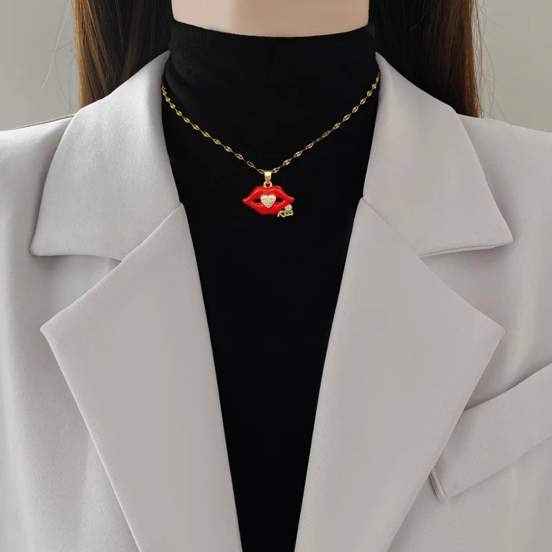 Stainless Steel Flame Red Lips Kiss Heart Pendant with Diamonds Necklace for Women Luxury Charming Jewelry Clavicle Chain Gifts