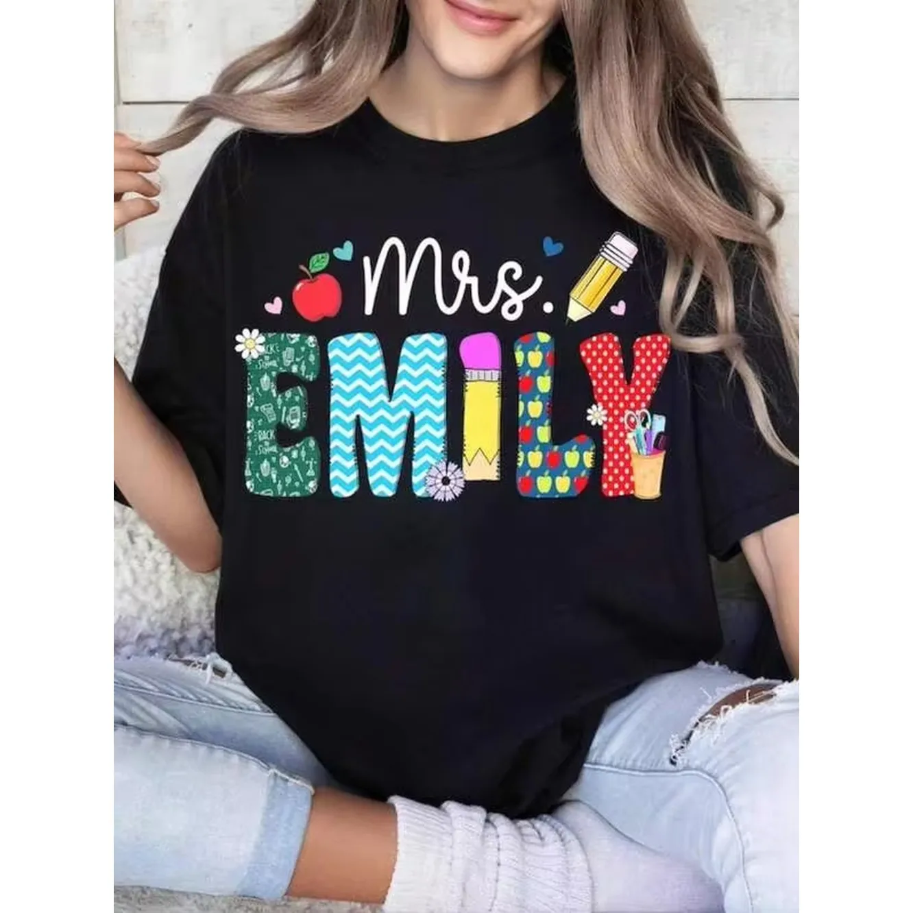 Customized Teacher Shirt - Personalized Name And Thank You Gift, Back To School Essential, Casual Crew Neck T-Shirt, Colorful Illustration, Suitable For Educators, Teacher Appreciation Gift|Lively Design|Elastic Fabric