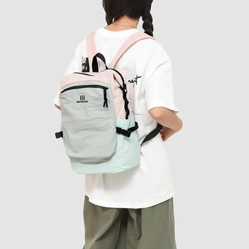 

Новый водонепроницаемый нейлоновый рюкзак большой вместимости с несколькими карманами, регулируемыми ремнями, прочный для ежедневных поездок на работу, путешествий на открытом воздухе