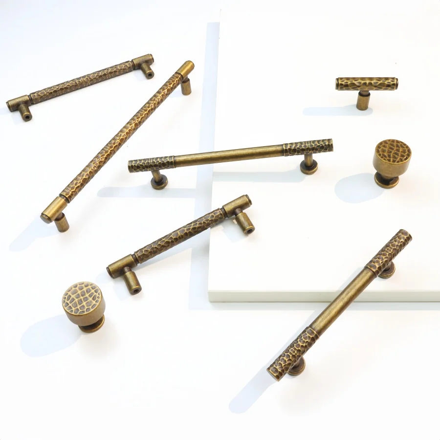 Retro Antique Bronze Kitchen Cupboard Handles, Cabinet Hardware Drawer Pulls, Solid Zinc alloy Wardrobe Handle Furniture handles