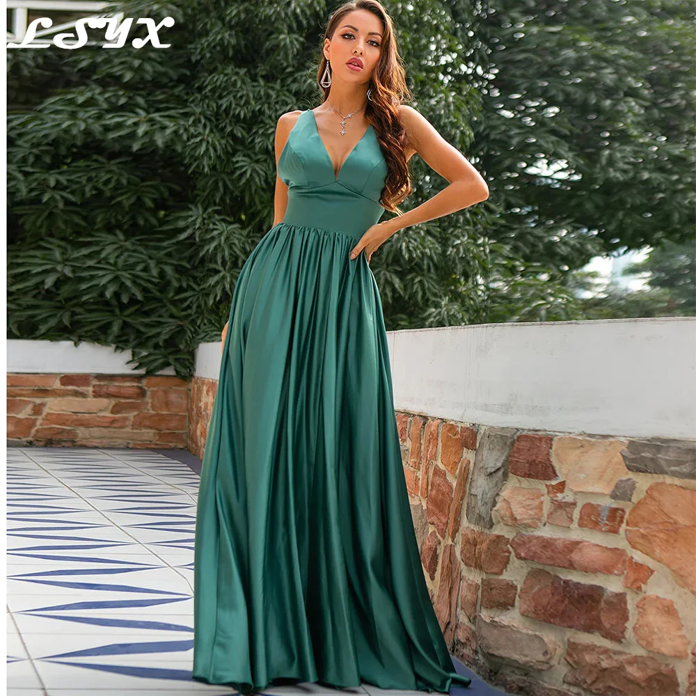 

LSYX Elegant Green V Neck Prom Dress 2023 Sexy Pleats Spaghetti Straps Backless A-Line Sweep Train Simple Satin Evening Gown