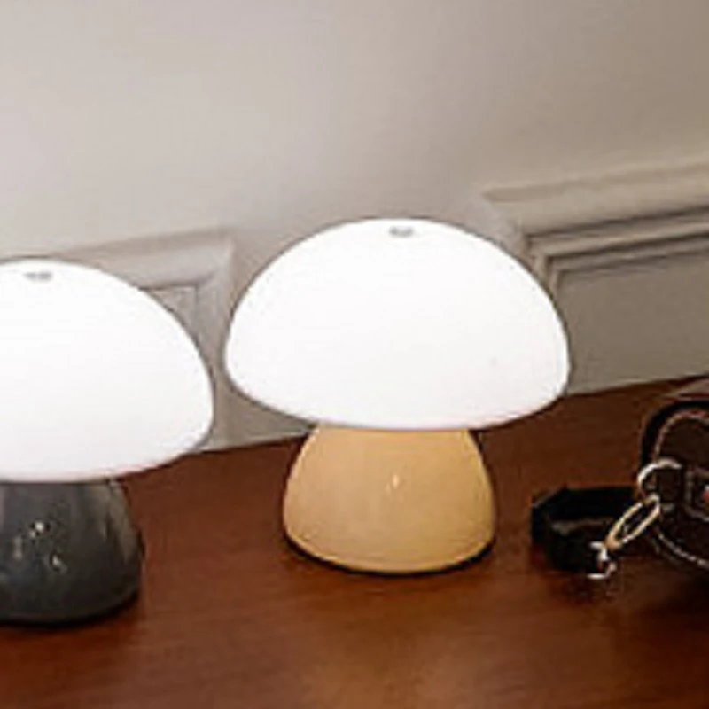 ABKP-Luce notturna Luce a fungo Lampada da paletta Lampada da comodino per camera da letto Lampada da tavolo Luce bianca calda Luce d'atmosfera