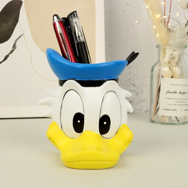 Disney-portalápices creativo de dibujos animados de Pato Donald, artesanías de resina Kawaii, adornos de escritorio, regalos de cumpleaños y Navidad, nuevo