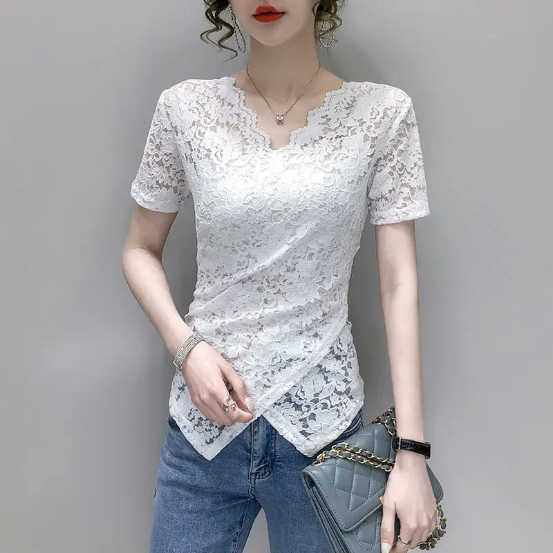 2024 Summer New Women's Pullovers Solid Color V-Neck Spliced Lace Elegant Versatile Slim Appear Thin Short Sleeve T-shirt Tops