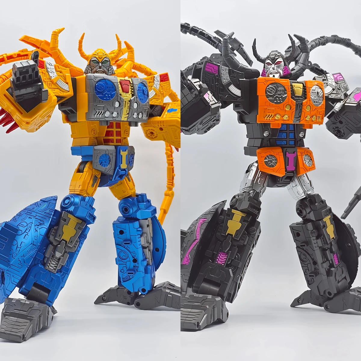 

[IN STOCK] Transformation 31cm Primus Cell Unicron Cybertron Action Figure Toys