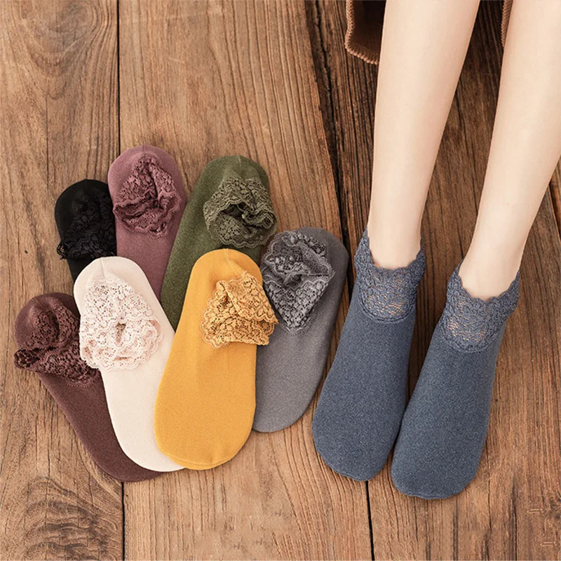 Warm Velvet Socks Hollow Lace Low Tube Silicone Thermal Autumn Winter Thicken Warm Home Floor Socks Anti-slip Sock Slippers