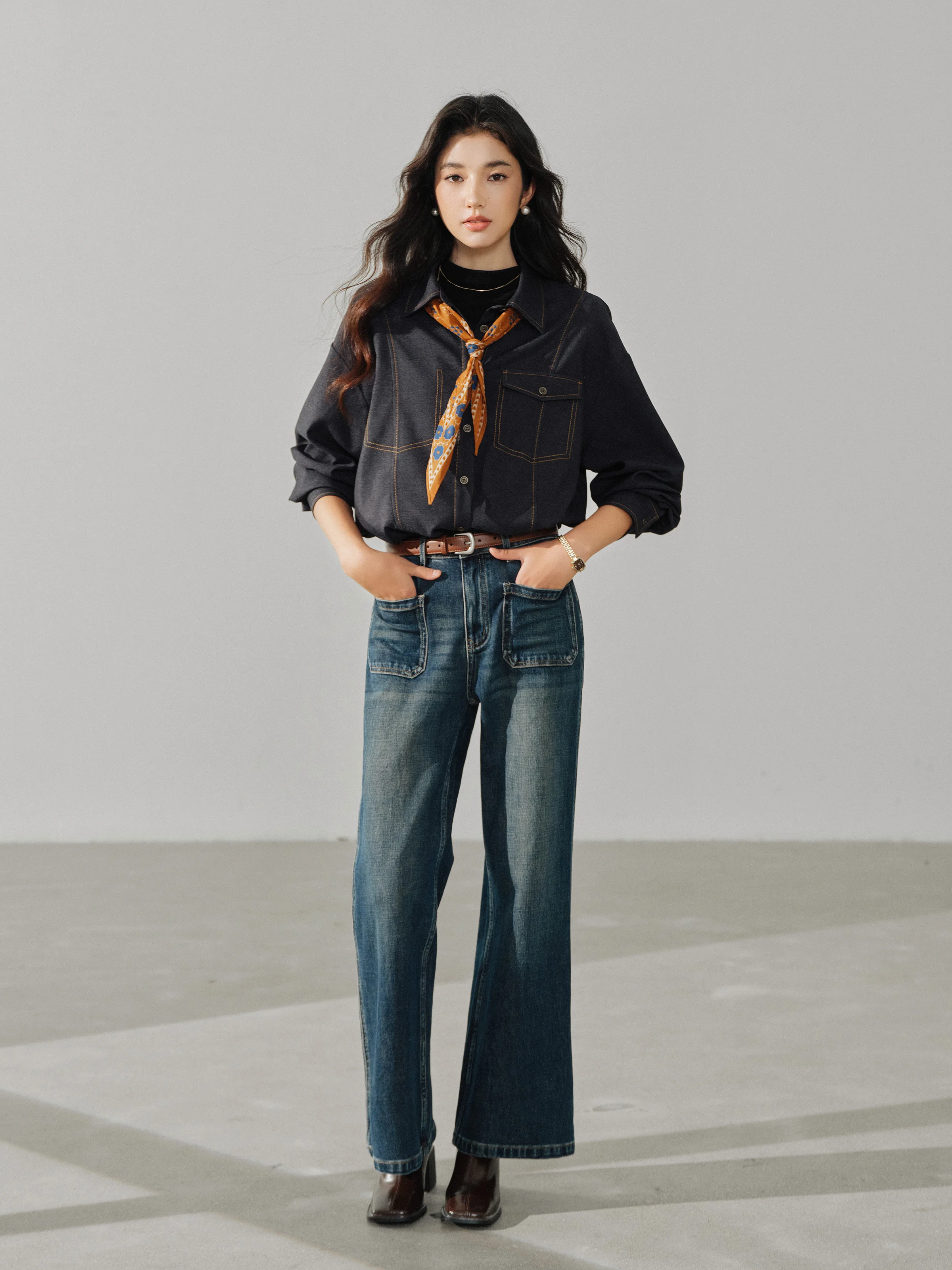Casual overhemdjack met contrasterende steek Losse blouse met lange mouwen voor dames Stijlvol overhemd met kraag voor de herfst Gelaagde slanke look