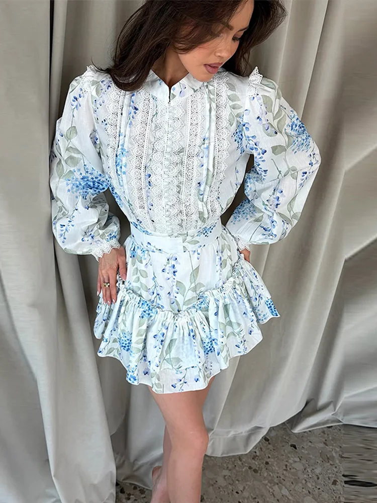 Bedrucktes Spitzenkleid mit Rüschen, Kurzkleid für Damen, Street-Style, Stehkragen, Laternenärmel, Schnürung an der Taille, unregelmäßiger Saum – Detail 12