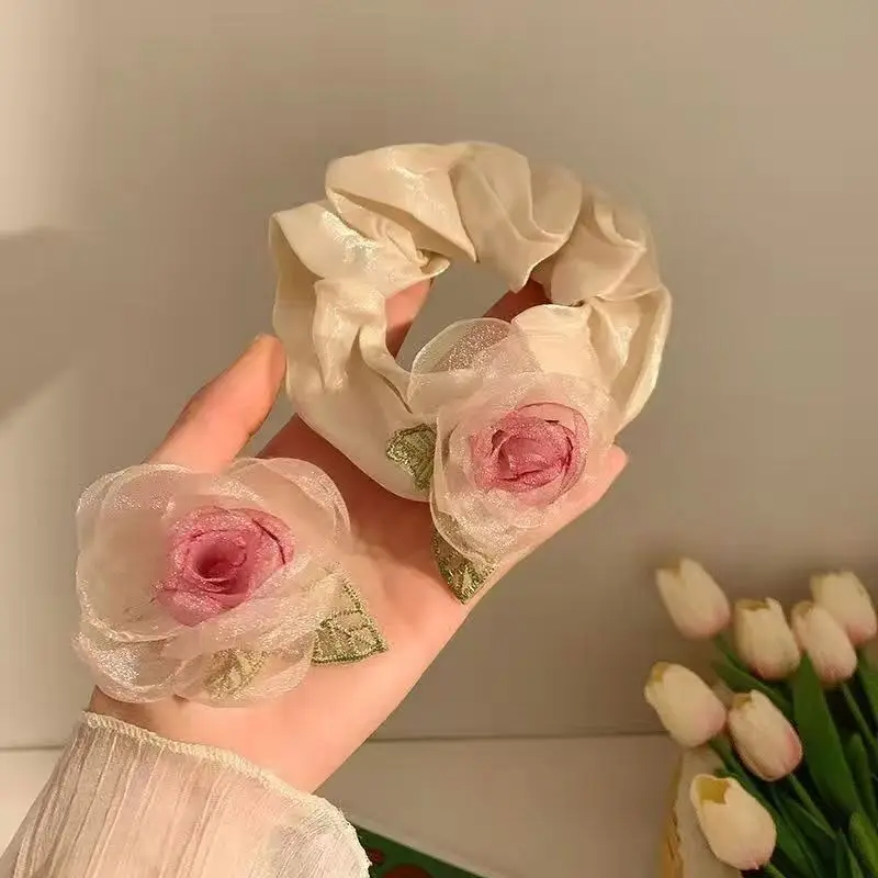 

1 Pcs Ladies' Hair Scrunchies 3D Rose Cottagecore Style Fashionable Elastic Hair Band Sweet Gentle Elegant Hair Accessories Girl