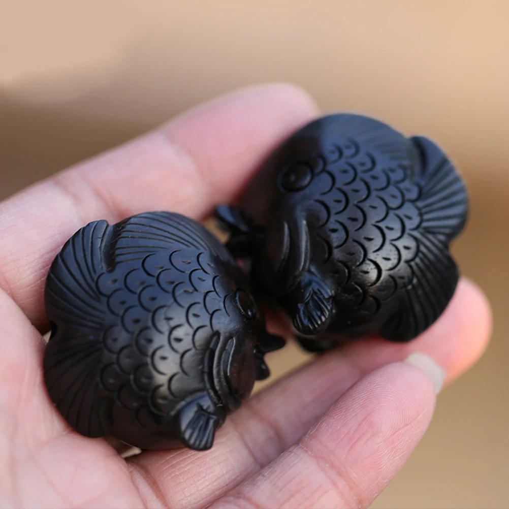 

Spout Fish Shape Charm Creative DIY Pendant Jewelry Making Accessory for Necklace Bracelet Key Chain (Black)