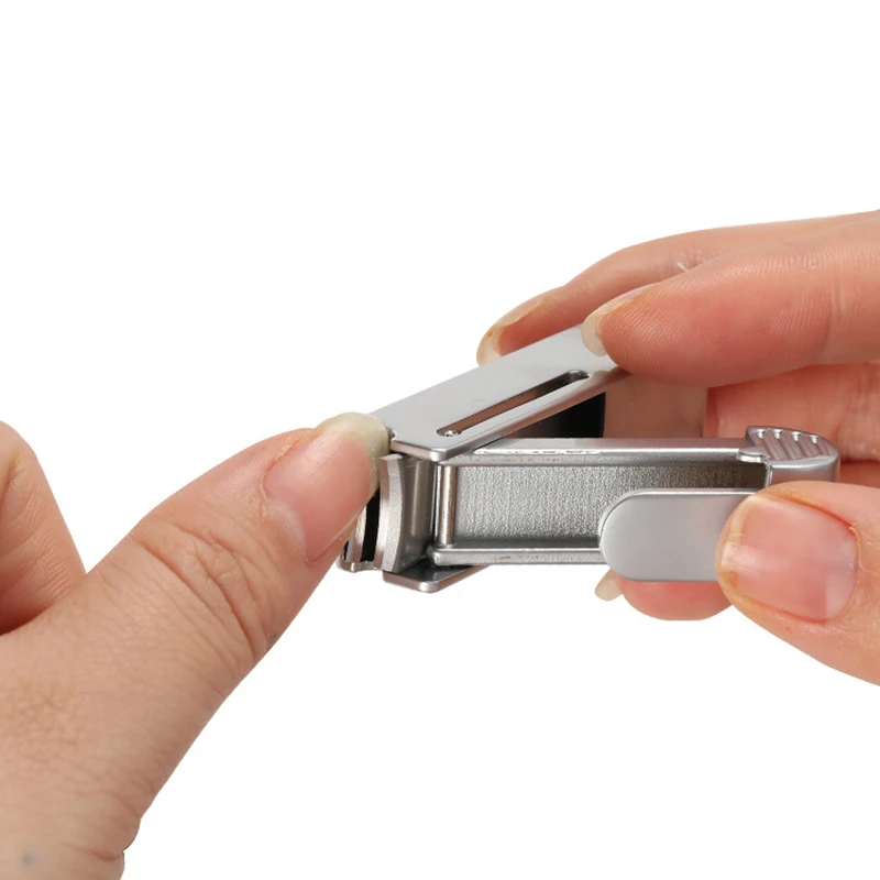 1Pcs Stainless Steel Anti-splash Nail Clippers Push-pull Style Nail Cutter Nail Toenail Trimming Tool Portable Keyring Pendant