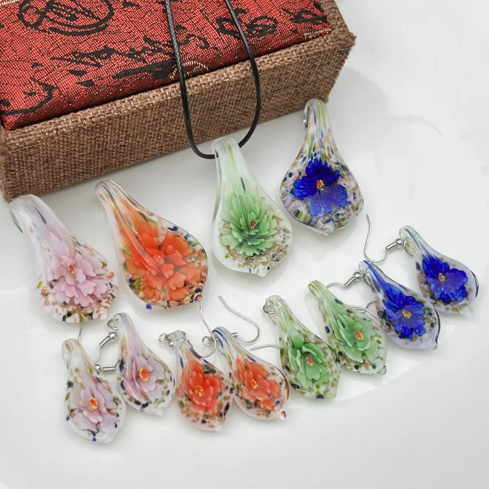 4 sets of Retro Inner Flower Water Droplet Glass Necklace Pendant Earrings Set, Women's National Style Flower Item